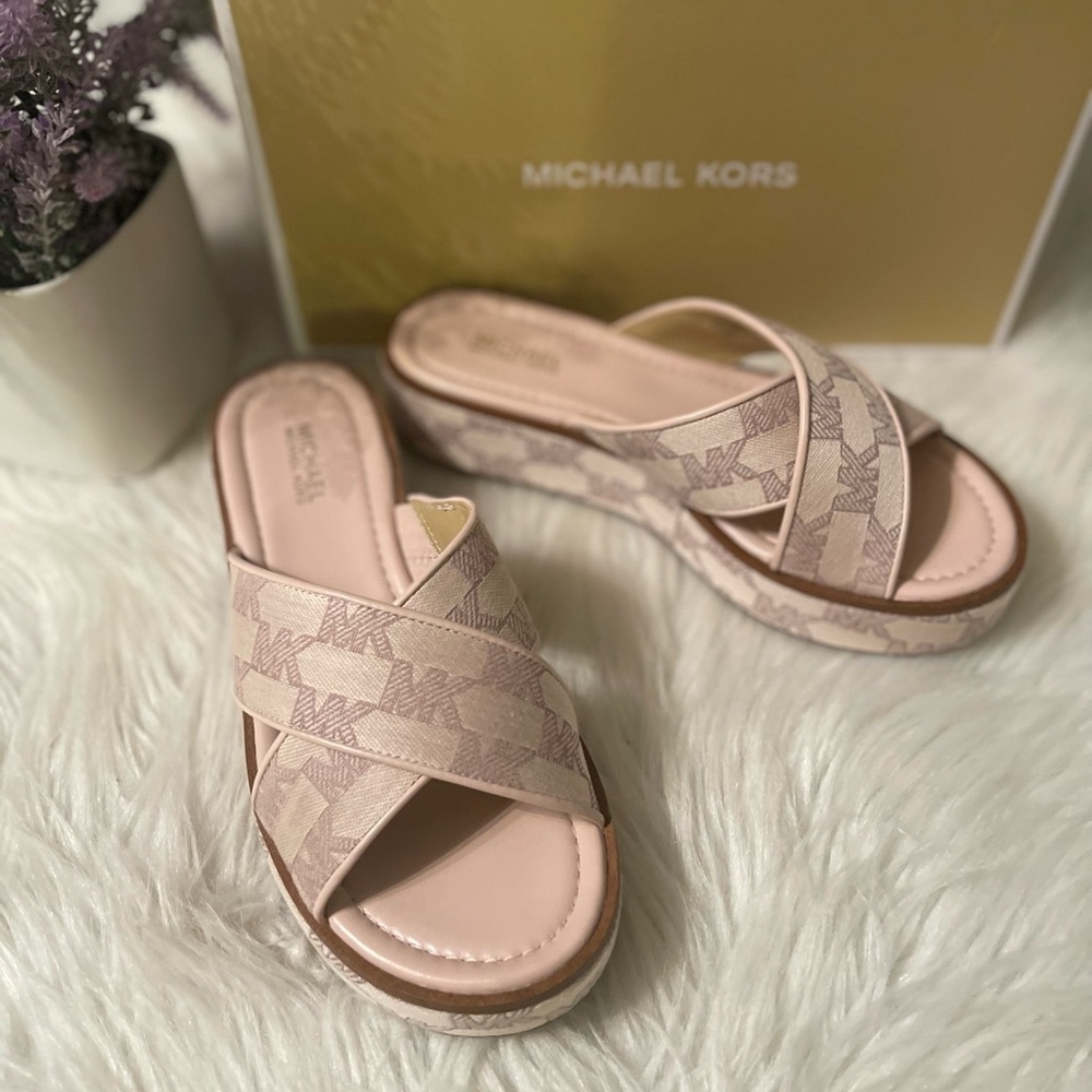 Michael Kors Wedge
